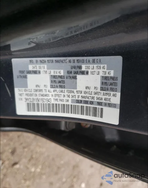 2019 Toyota Yaris L z USA, uszkodzony, nr VIN 3MYDLBYV5KY501643